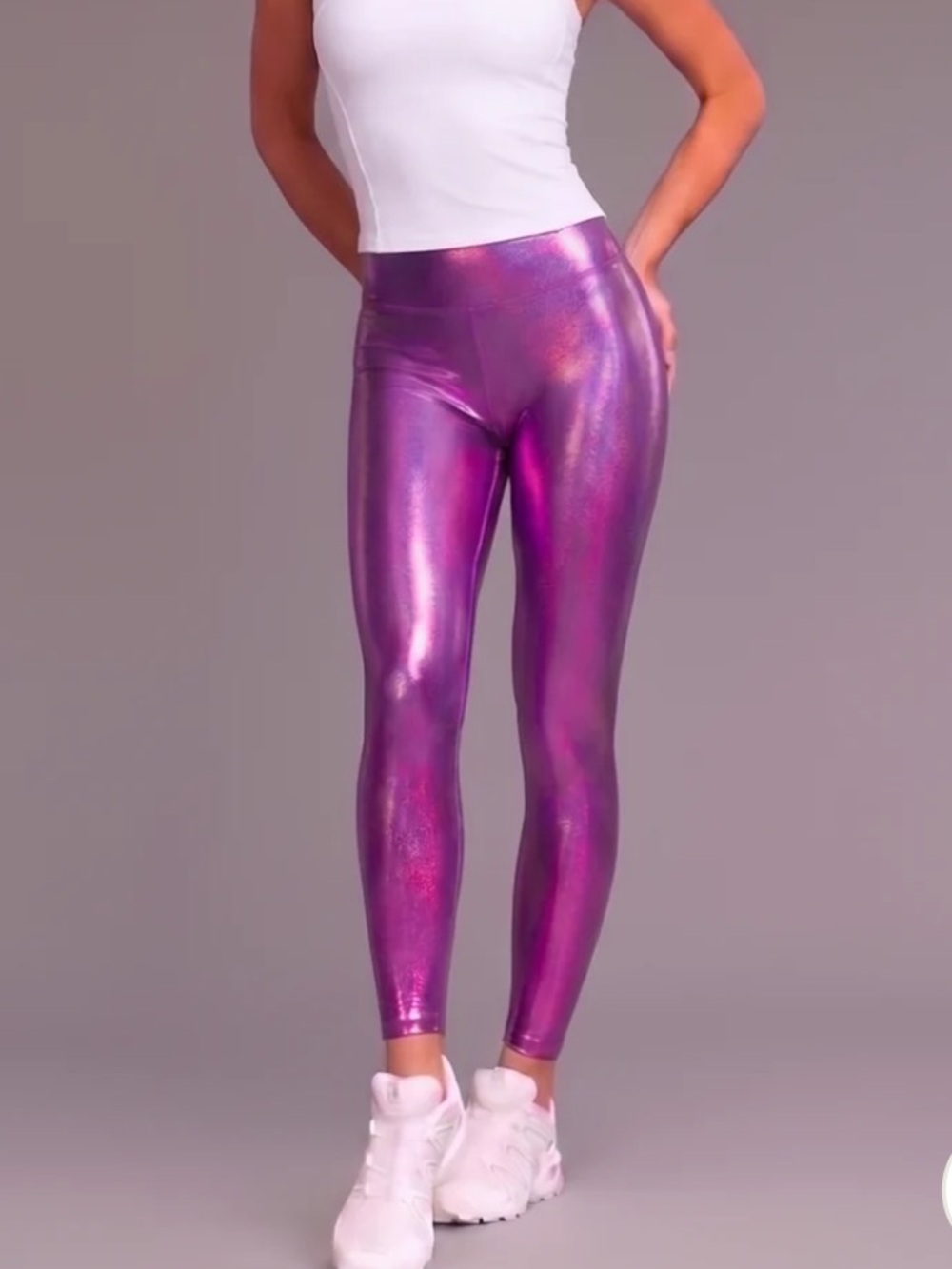 Heroine Sport Marvel Legging in the Dahlia colorway XS new with tags